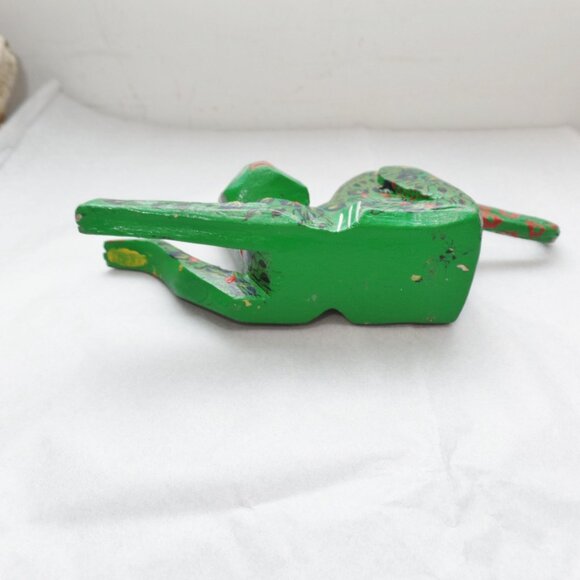 Oaxacan Alebrije Hand Carved Hand Painted Wood Cat Sculpture - Picture 10 of 13